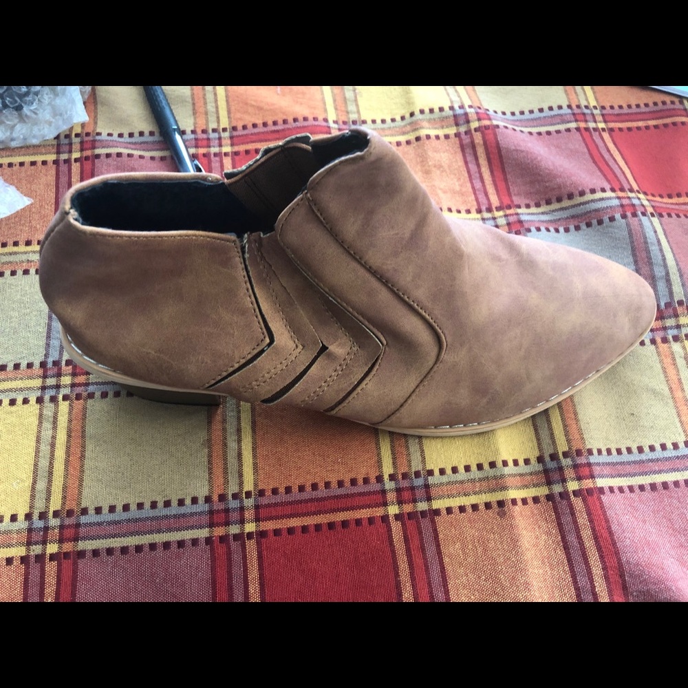 Brown ankle boots